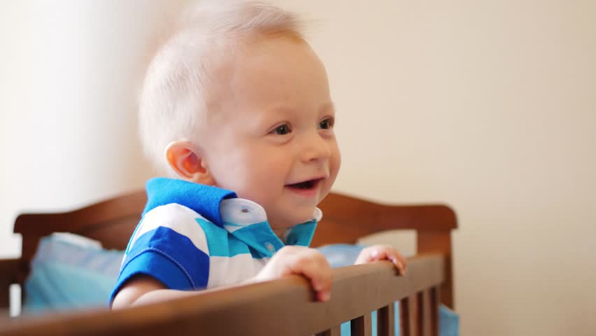 孩子累了就會睡覺吧！不是嗎？Babies sleep when they are tired, don’t&nbsp;they?